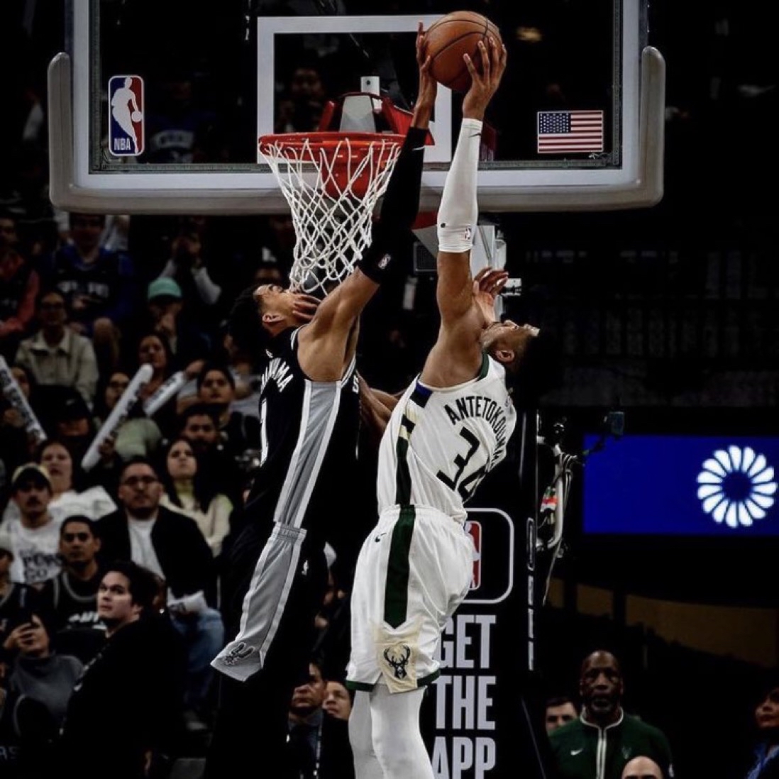 英雄资料-包含赛地聚焦——NBA常规赛今晚热度飙升关键时刻亚特兰大刷新队史纪录，风云突变布鲁克林篮网国际比赛日防线松动都惊呆了的词条